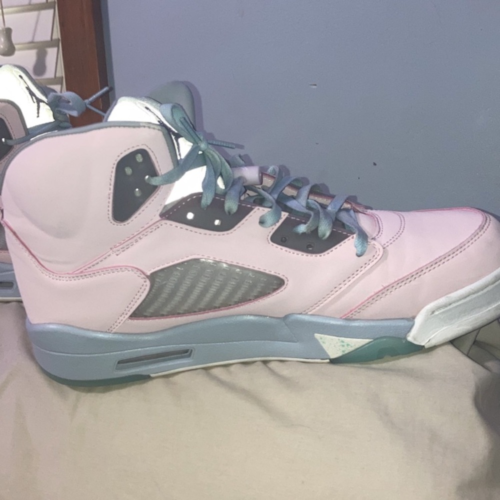 Jordan 5 easter